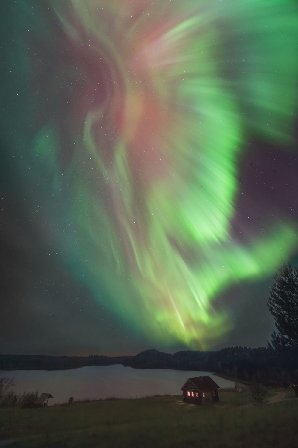 Northern lights over Kenozerye