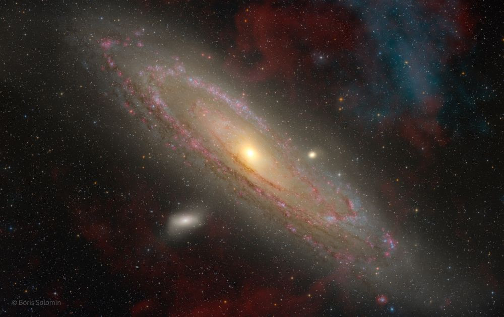 Andromeda Nebula with hydrogen and oxygen