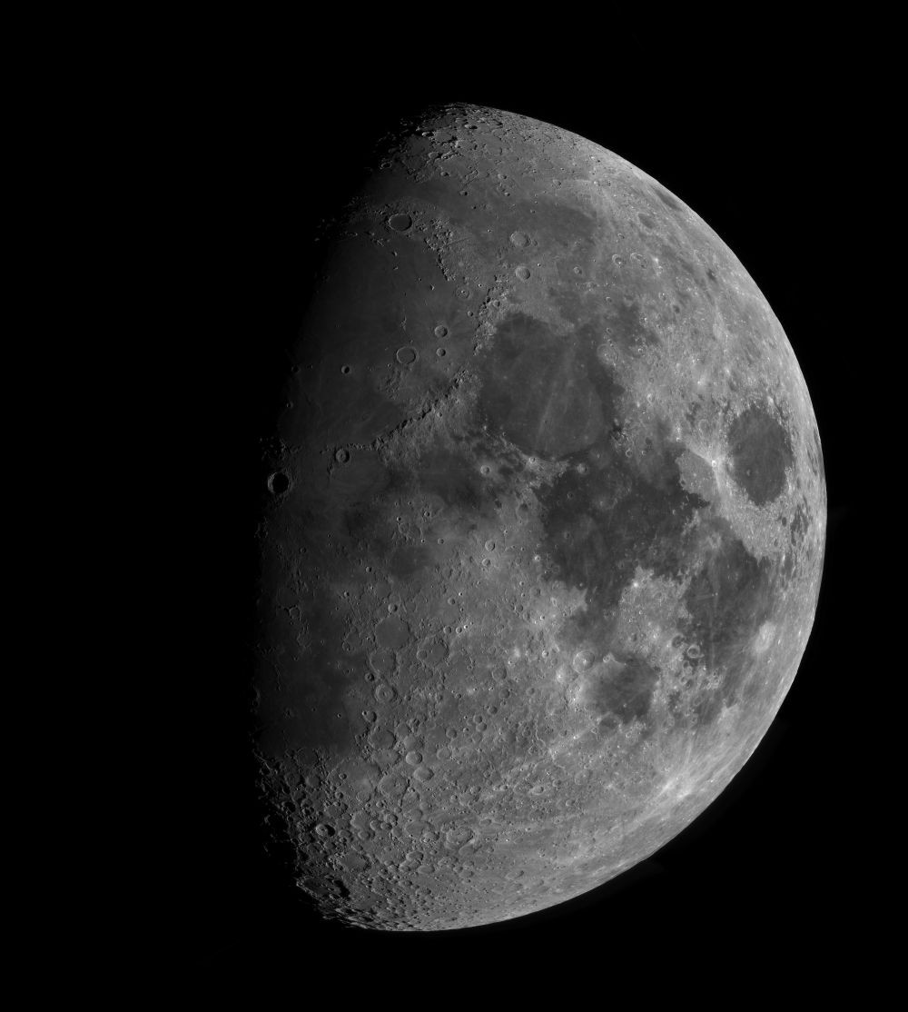Moon panorama light.