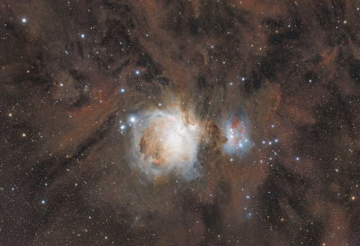 Большая туманность Ориона (M42), Туманность де Мэйран (M43), Туманность Бегущий человек (NGC 1975, NGC1973, NGC1977) и Туманность 13-я жемчужина (NGC1999)