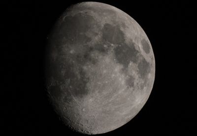 Moon 04.04.2020