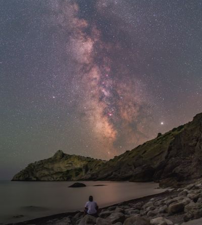 Milky Way & astronomer 2