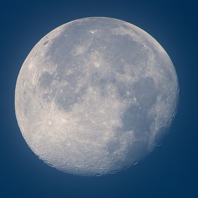 Стареющая Луна 09.10.2025