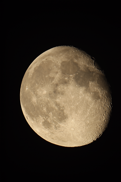 Moon 24/03/2019