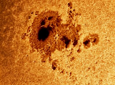 AR2192, 20 oct 2014, 14:36