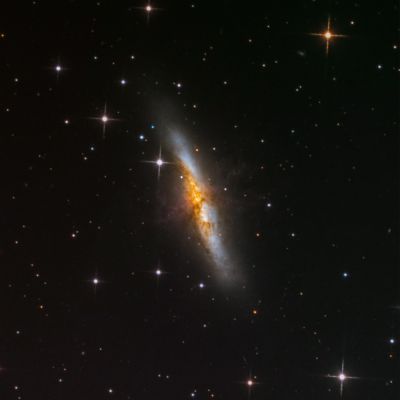 M82