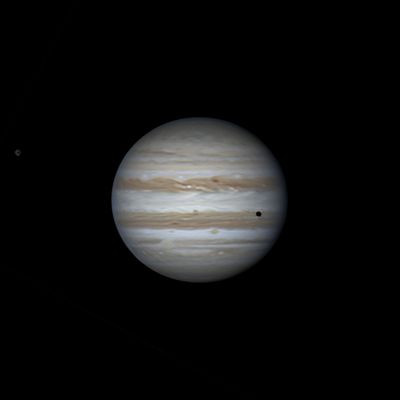 Jupiter, Callisto, Io and its shadow. - Astrophotography