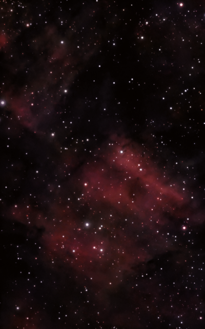 Эмиссионная туманность IC 5068 в созвездии Лебедя