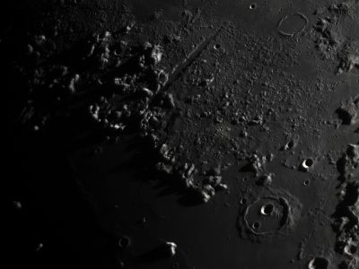 Vallis Alpes, Cassini (26 feb 2015, 19:35)