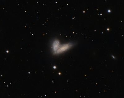 Слияние галактик NGC 4567 и NGC 4568 (Бабочки в созвездии Девы)