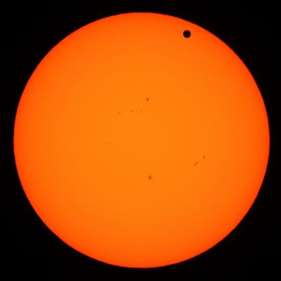 Sun and Venus, 6 june 2012, 8:20
