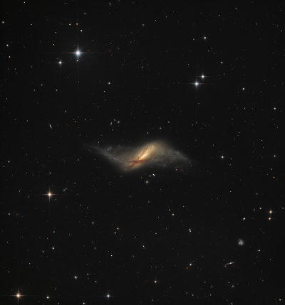 Галактика NGC660
