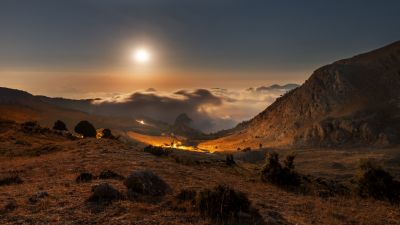 Восход Луны над Средиземным морем