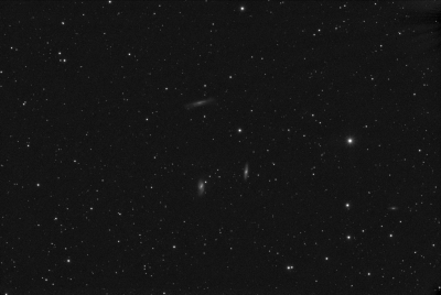 Триплет в созвездии Лев