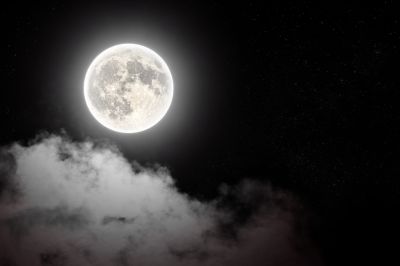 HDR полной Луны