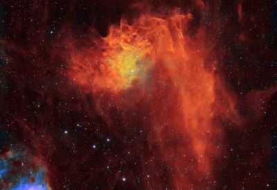 Туманность Пламенеющая звезда (IC 405)