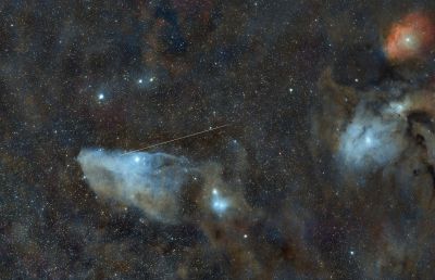 IC 4592 - туманность Голубая конская голова и залетный метеор