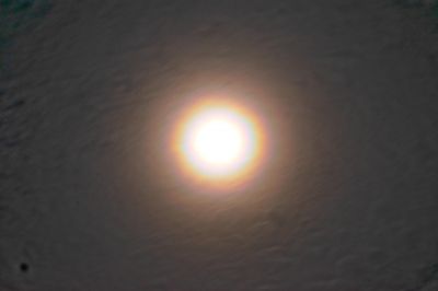 Лунное гало в виде радуги