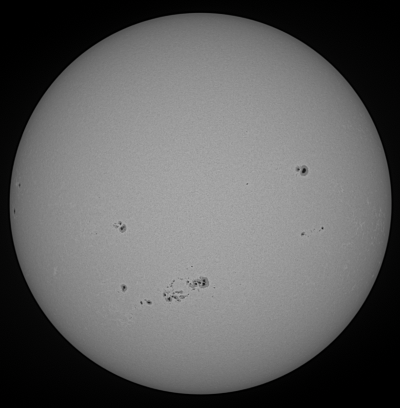 Активное Солнце с группами пятен 29 августа 2025 года