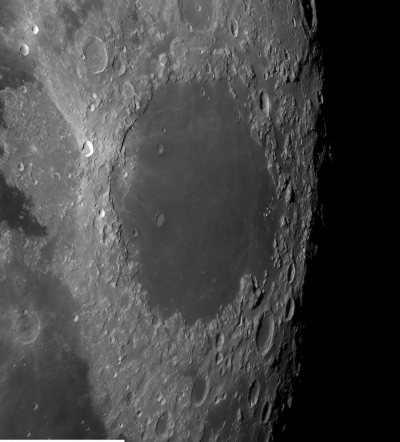 Море кризисов (Mare Crisium)