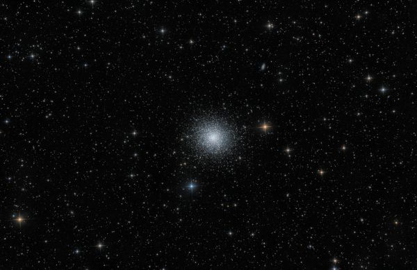 M13 (full frame) - Astrophotography