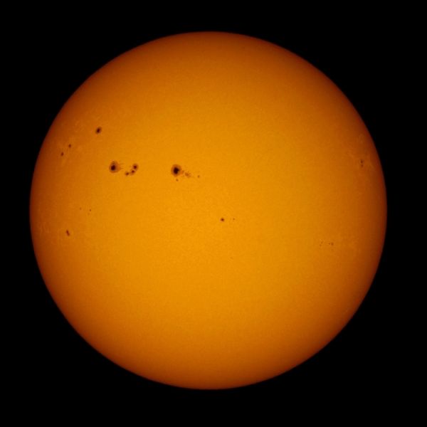 Sun with Baader Astrosolar filter and in H-alpha - Astrophotography