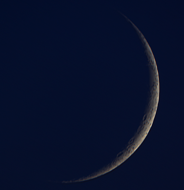Moon on 01.07.22, Phase = +6.5% - Astrophotography