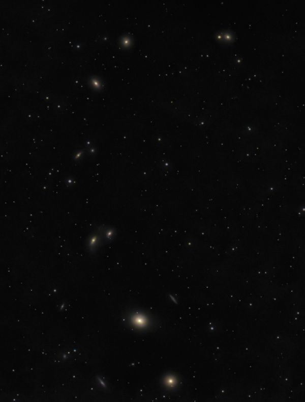 Markarian's Chain - galaxies in the Virgo Cluster - Astrophotography