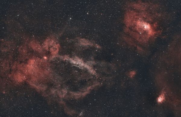 Omar is trying to pierce the Claw (SH2-157) with the Bubble (SH2-162) - Astrophotography