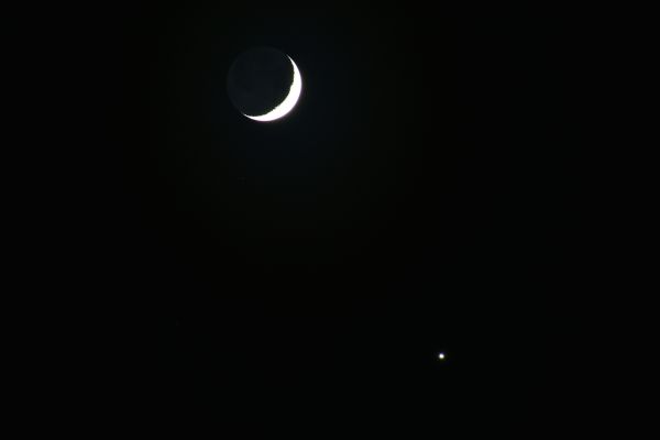 Moon and Venus Conjunction 23.04.23 - Astrophotography