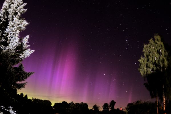 Aurora at 54 degrees latitude. - Astrophotography
