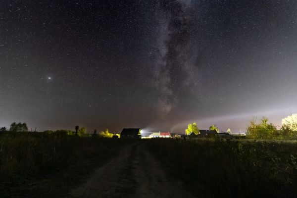 The Milky Way in autumn in the village - Astrophotography
