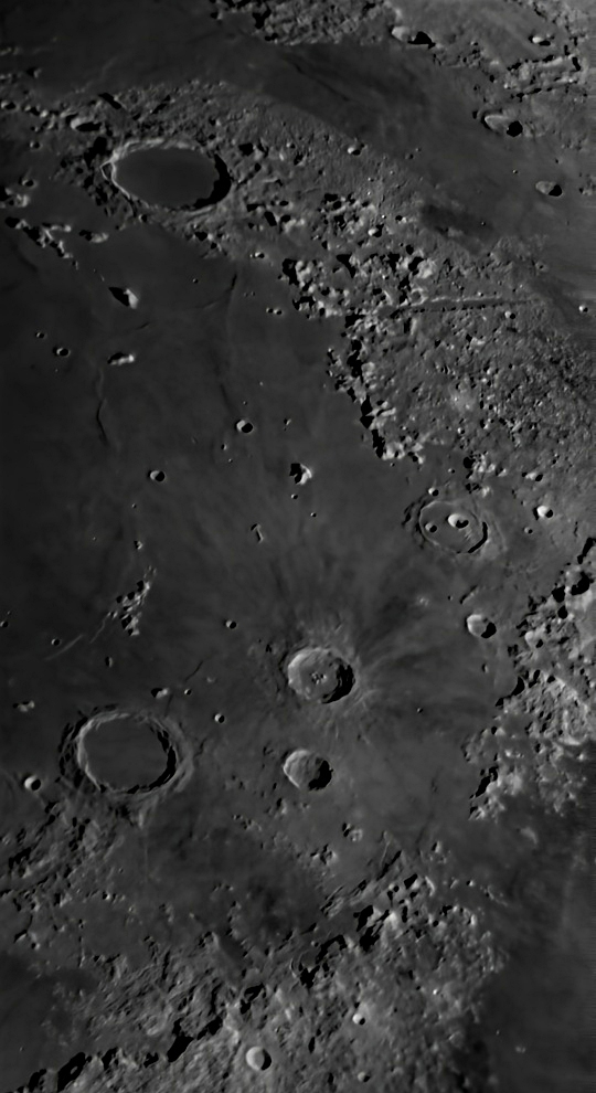 Moon-Mare Imbrium (Apennines-Caucasus-Alps) and their surroundings, craters Plato, Archimedes, Autolycus, Aristillus - Astrophotography