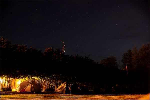 StarFest tents under the starry sky of Abkhazia - Astrophotography