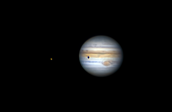 Ganymede and its shadow on the surface of Jupiter. Altitude 17 degrees. 18.07.2021 - Astrophotography