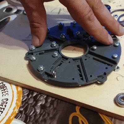 Prototyping the filter wheel... - Astrophotography