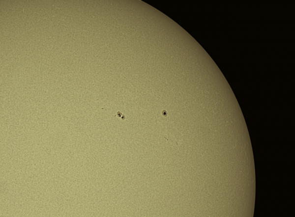 Sunspot groups 3326 and 3329 - Astrophotography