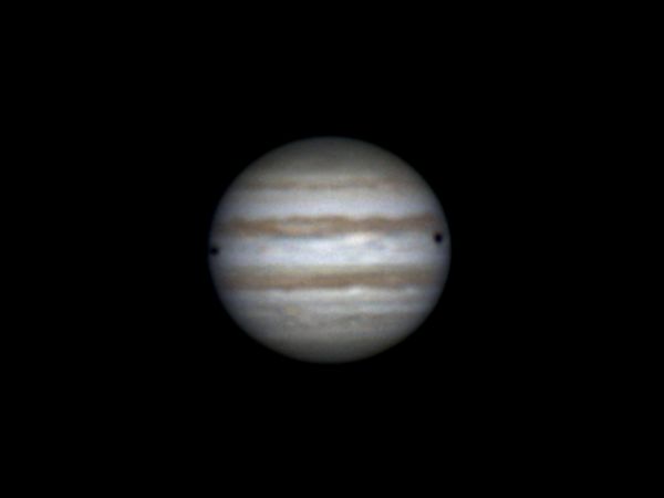 Shadows of Io and Callisto on Jupiter (26 feb 2015, 22:38) - Astrophotography