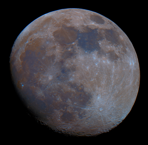 Moon in color - Astrophotography