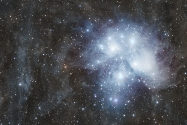 M45 and the dust cloud - Astrophotography