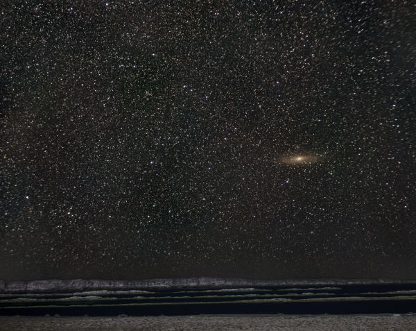 Andromeda over the sea - Astrophotography
