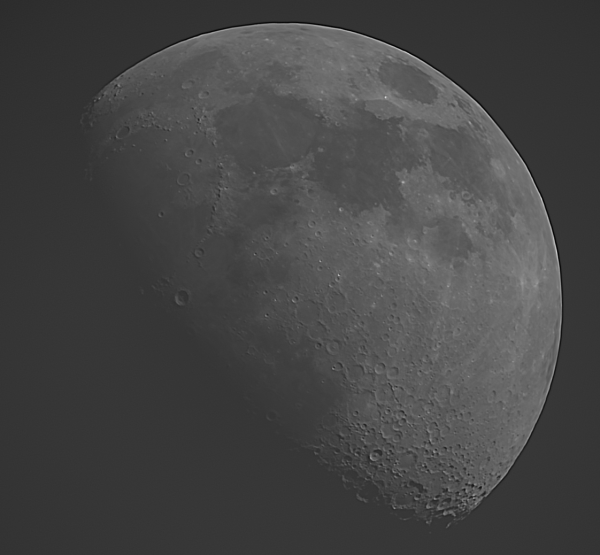 Waxing Moon in the daytime sky 19.06.21 - red filter - Astrophotography