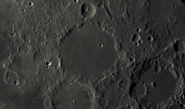Crater Ptolemaeus and its surroundings - Astrophotography