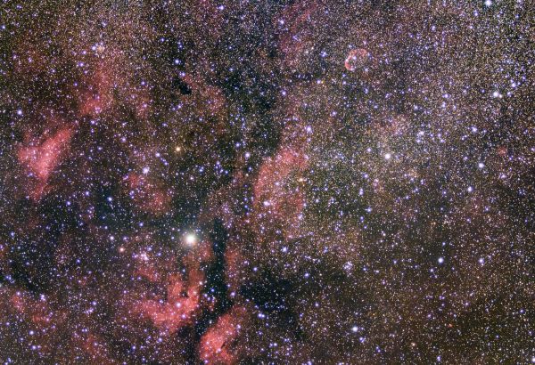 The star Sadr and its nebulous surroundings in the constellation Cygnus - Astrophotography