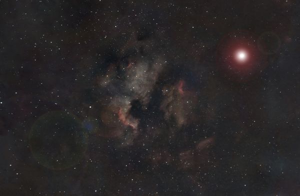 Pelican Nebula in Cygnus. Jupiter 37a aperture 4.5. mount EQ-3. camera Canon 40da. Integration 2 hours. Processing Electrastacking, Siril, Photoshop. shot on July 28 nights still white. Filter ZWO DUO - Astrophotography