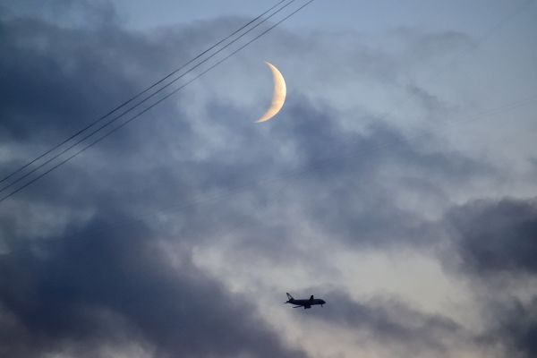 Great view from the window (Moon and airplane 20.10.20) - Astrophotography