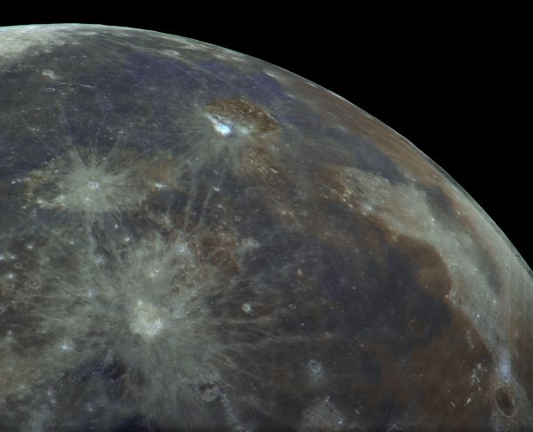 The colored moon - Astrophotography