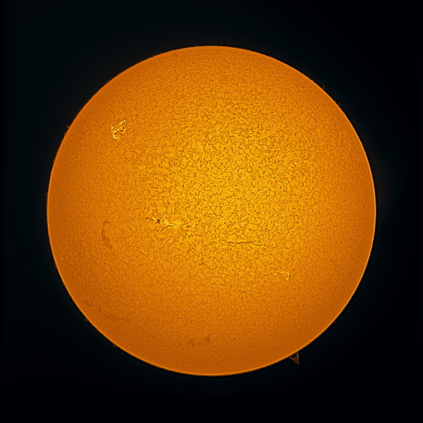 The Sun on August 18, 2022 - Astrophotography