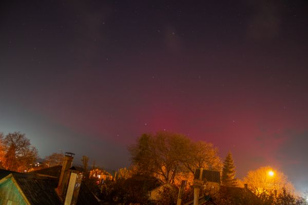Aurora at 44 degrees latitude - Astrophotography