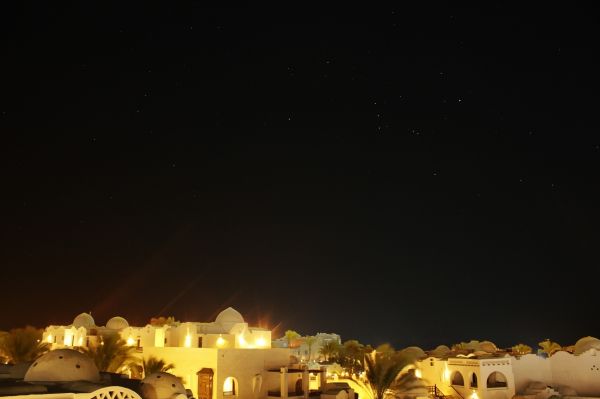 Night over the hotel - Astrophotography
